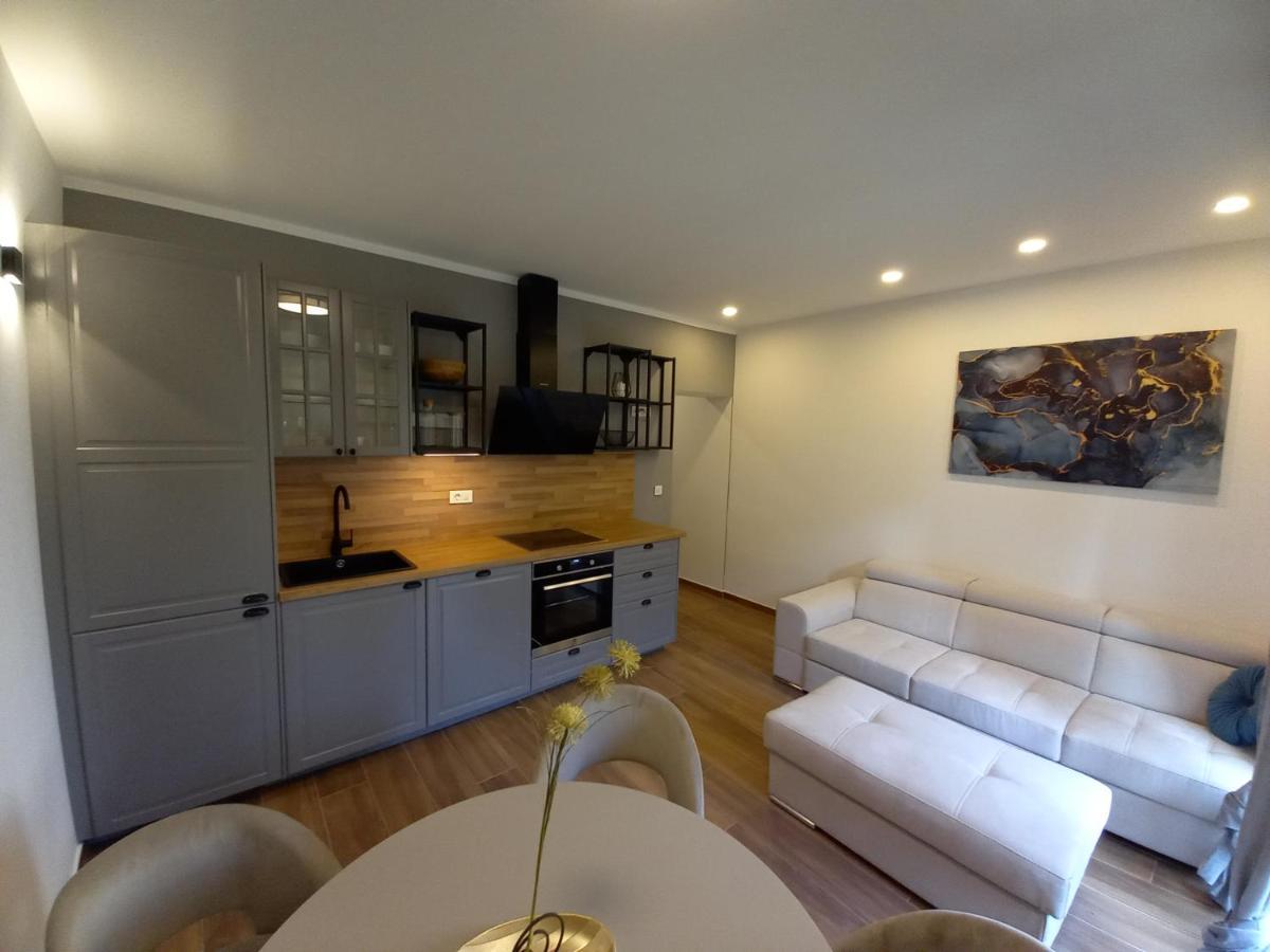 Ferma Apartment Makarska Ngoại thất bức ảnh