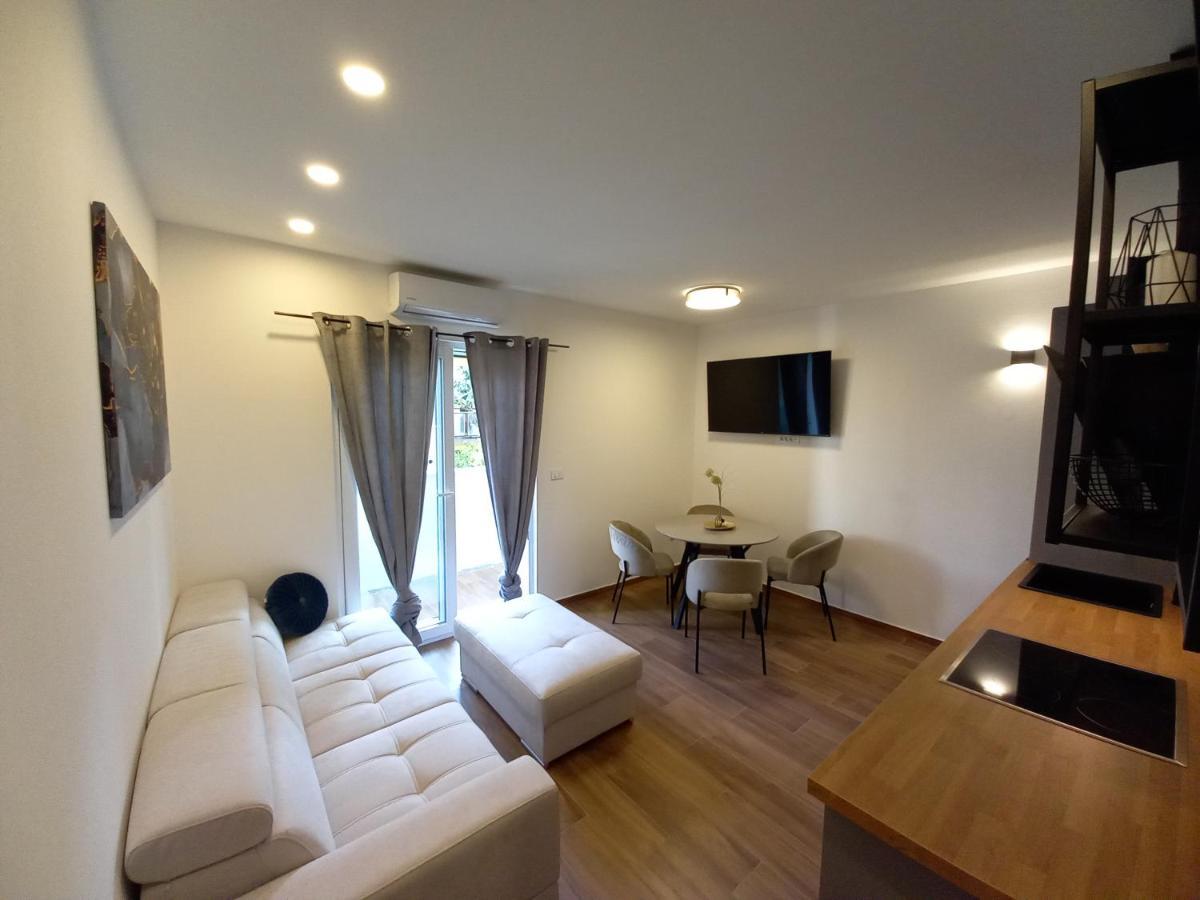 Ferma Apartment Makarska Ngoại thất bức ảnh